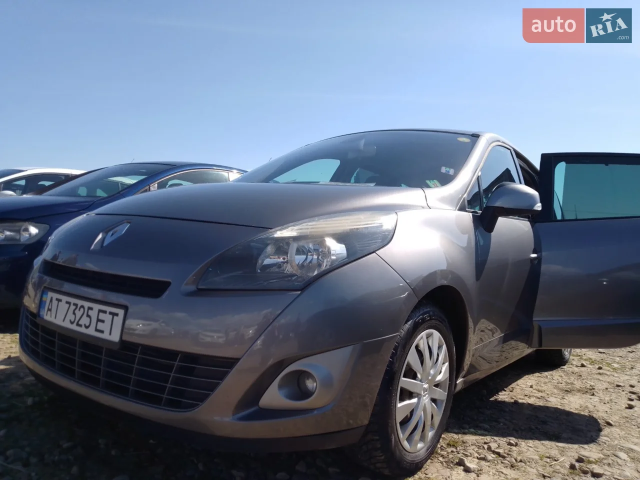 2010 Renault Scenic - мініатюра 11