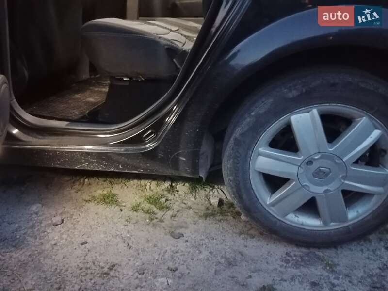 Минивэн Renault Scenic 2005 в Золочеве фото 4 Минивэн Renault Scenic 2005 в Золочеве
