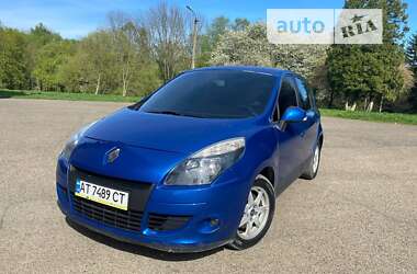 Минивэн Renault Scenic 2010 в Бурштыне