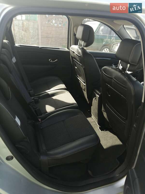 Минивэн Renault Scenic 2012 в Прилуках
