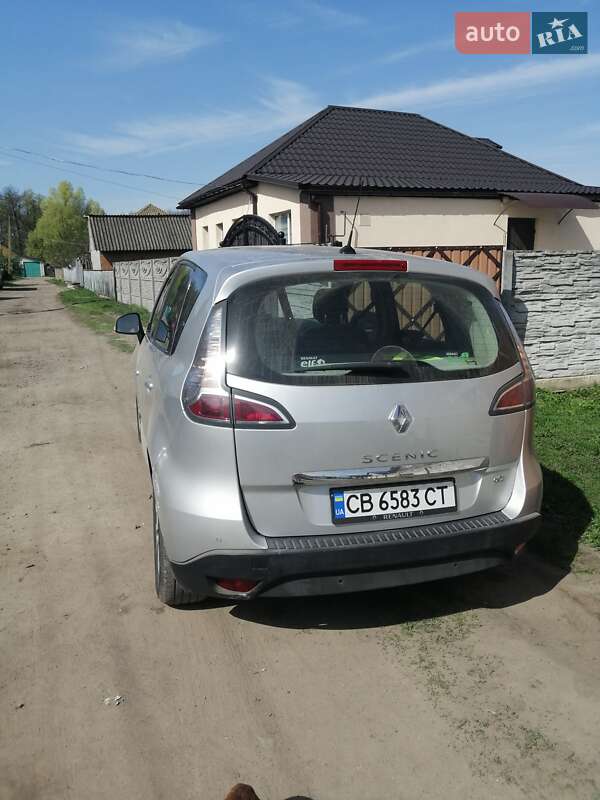 Минивэн Renault Scenic 2012 в Прилуках