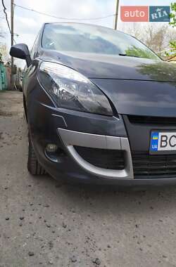 Минивэн Renault Scenic 2011 в Львове