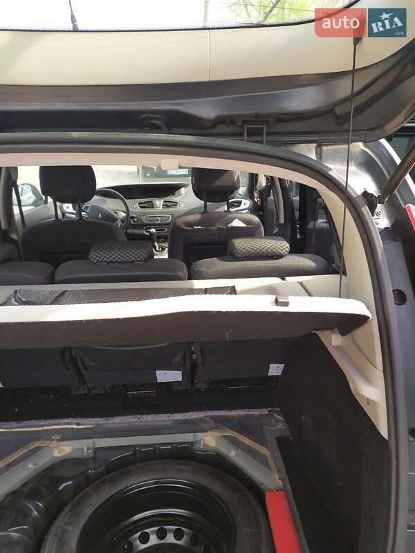 Минивэн Renault Scenic 2011 в Львове