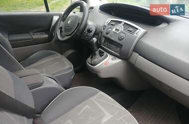 Минивэн Renault Scenic 2004 в Червонограде