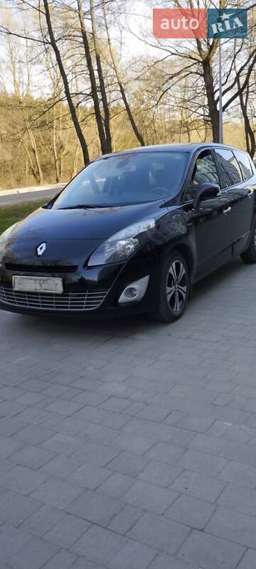 Renault Scenic 2011