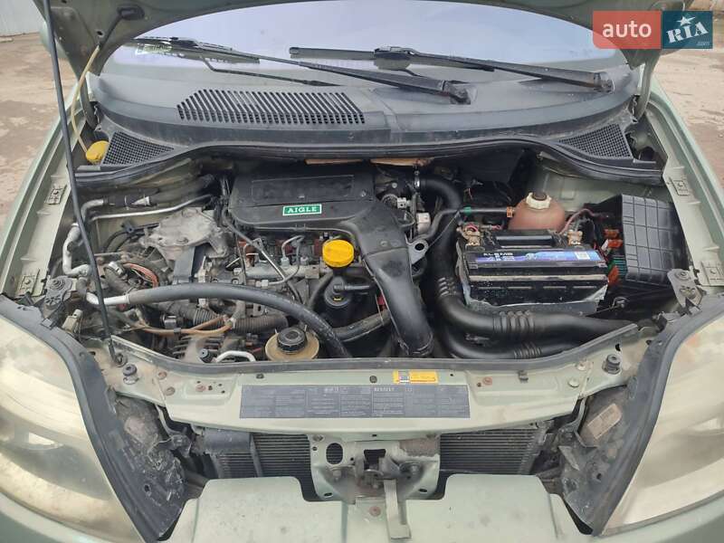 Минивэн Renault Scenic 2001 в Ивано-Франковске