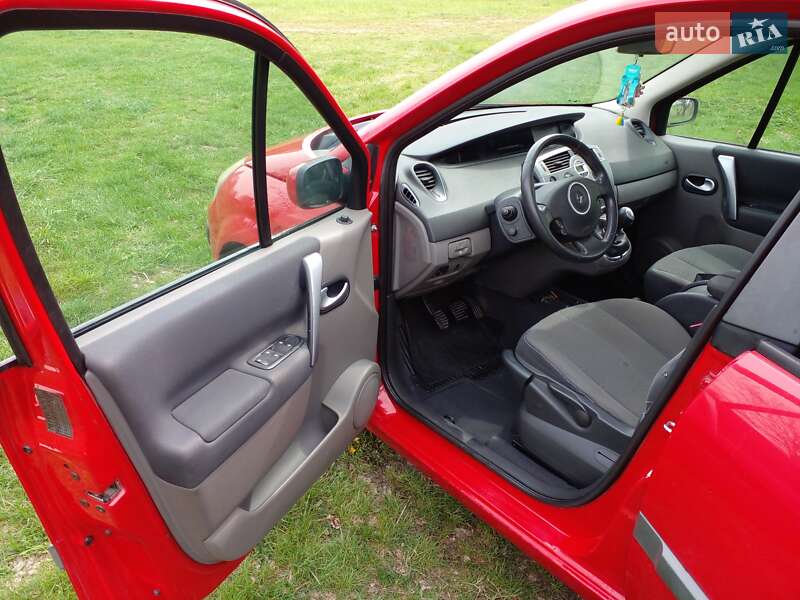 Мінівен Renault Scenic 2008 в Рівному