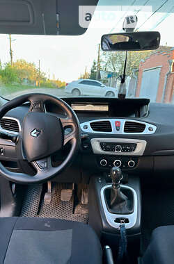 Минивэн Renault Scenic 2009 в Сумах