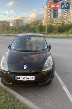 Минивэн Renault Scenic 2009 в Запорожье