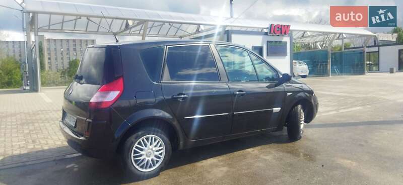 Минивэн Renault Scenic 2004 в Кропивницком