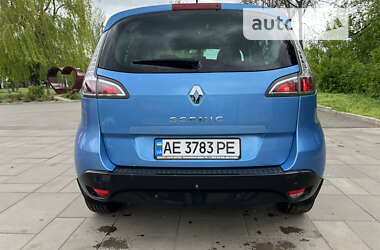 Минивэн Renault Scenic 2012 в Синельниково