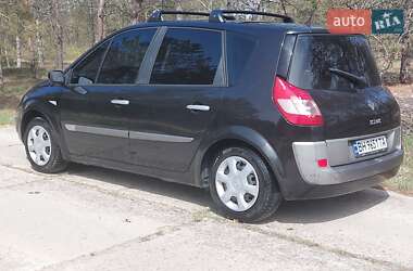Минивэн Renault Scenic 2004 в 