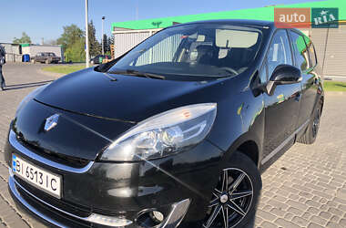 Минивэн Renault Scenic 2012 в 