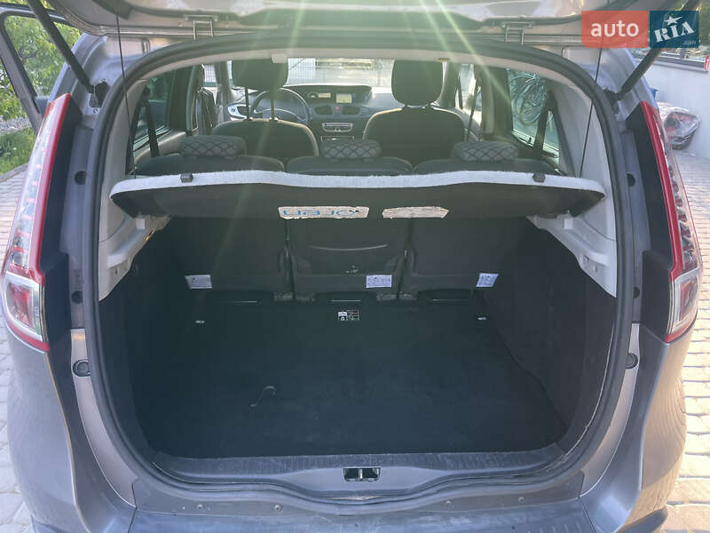Мінівен Renault Scenic 2010 в Старокостянтинові