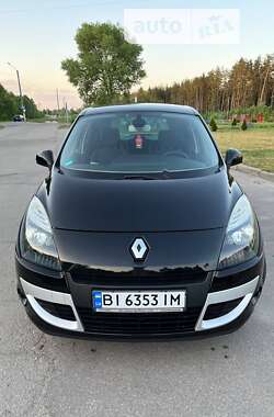 Минивэн Renault Scenic 2011 в Решетиловке