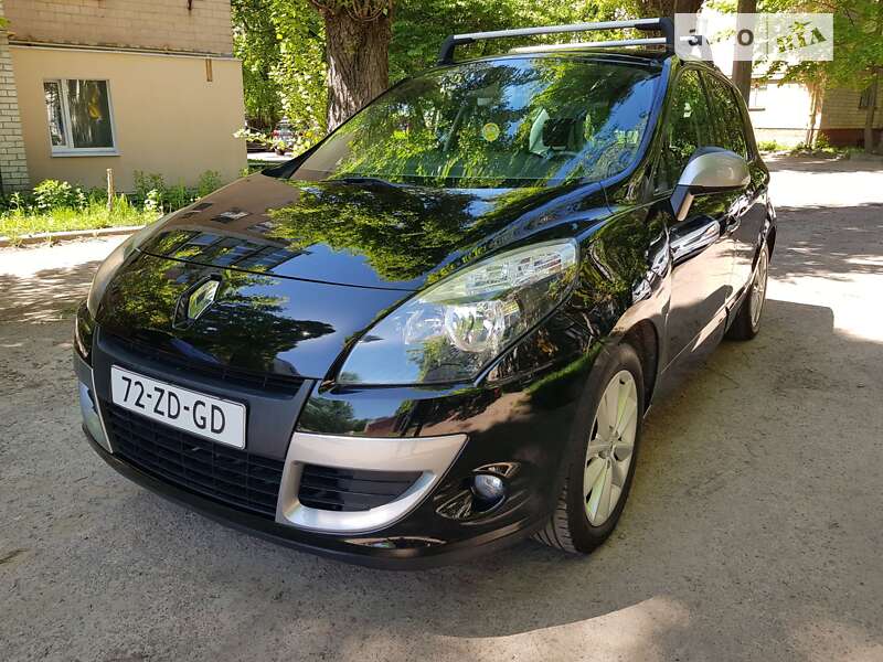 Минивэн Renault Scenic 2011 в Чернигове