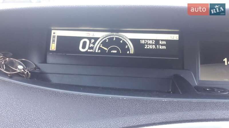 Минивэн Renault Scenic 2010 в Полтаве