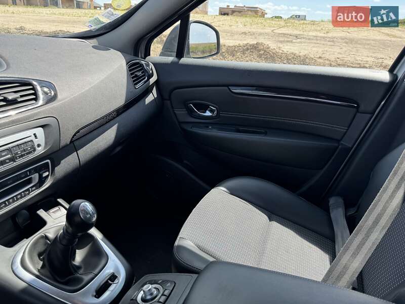 Минивэн Renault Scenic 2013 в Ровно фото 13 Минивэн Renault Scenic 2013 в Ровно