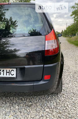 Мінівен Renault Scenic 2006 в Коломиї