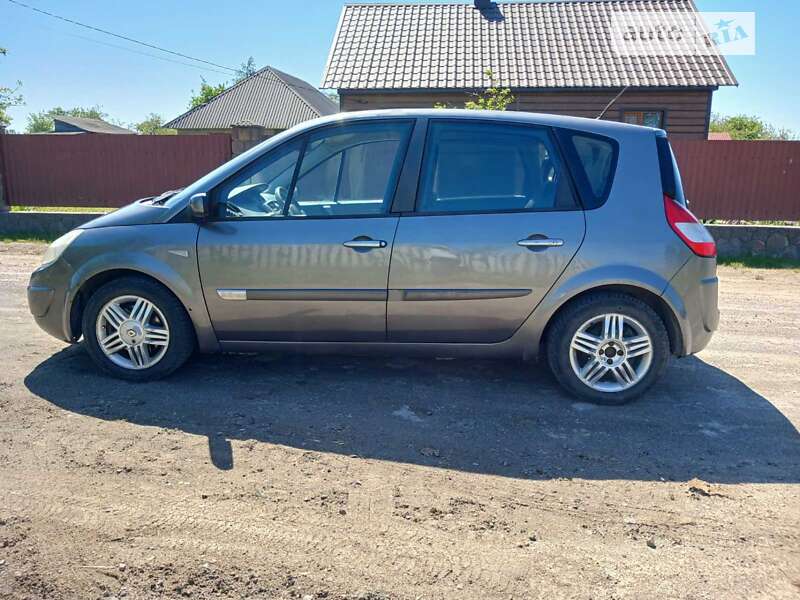 Мінівен Renault Scenic 2004 в Сарнах