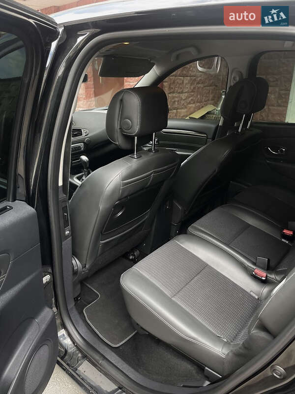Минивэн Renault Scenic 2013 в Тернополе