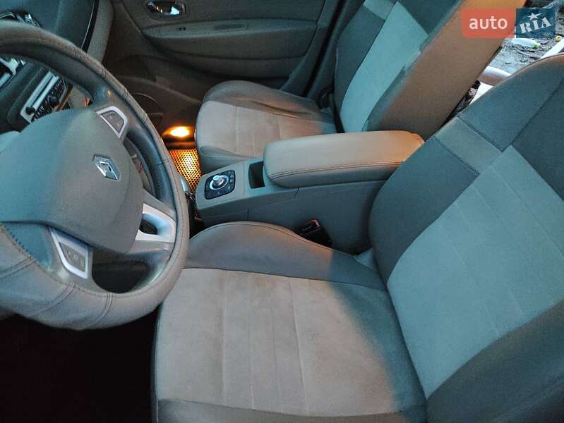 Минивэн Renault Scenic 2011 в Первомайске