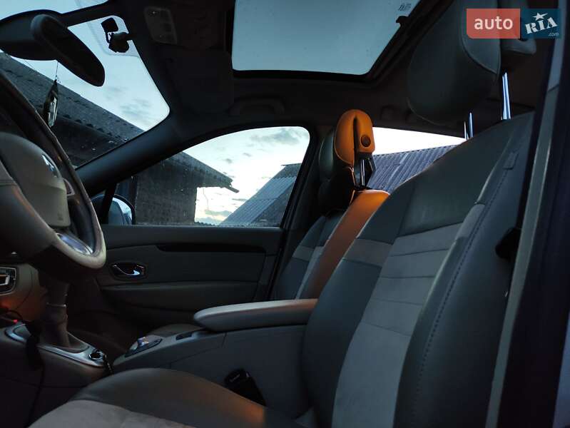 Минивэн Renault Scenic 2011 в Первомайске