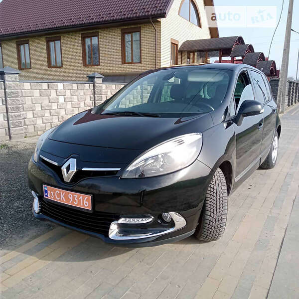 Минивэн Renault Scenic 2015 в Луцке