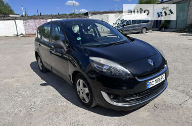 Мінівен Renault Scenic 2013 в Новояворівську