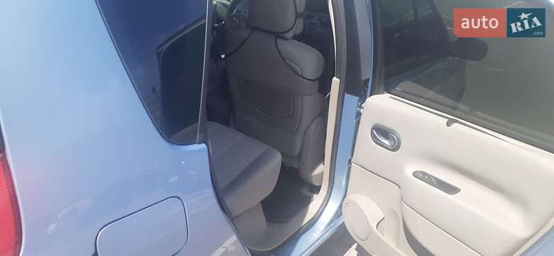 Минивэн Renault Scenic 2006 в Житомире