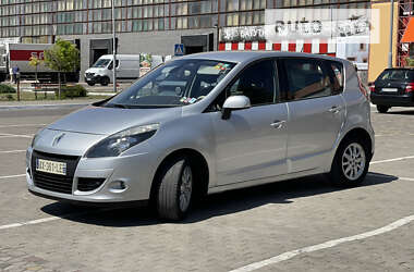 Мінівен Renault Scenic 2010 в Луцьку