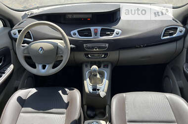 Мінівен Renault Scenic 2010 в Луцьку