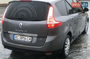 Минивэн Renault Scenic 2014 в 
