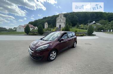 Минивэн Renault Scenic 2013 в Винниках