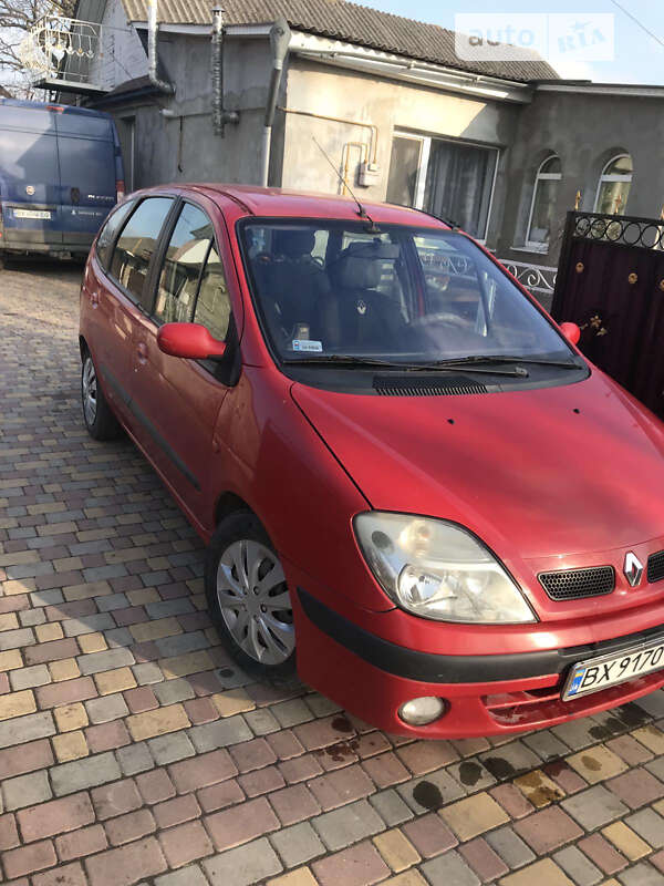 Минивэн Renault Scenic 2001 в Белогорье