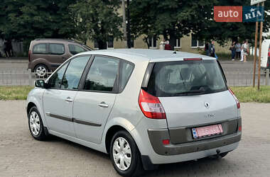 Минивэн Renault Scenic 2005 в 