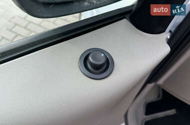 Минивэн Renault Scenic 2005 в 