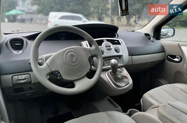 Минивэн Renault Scenic 2005 в 
