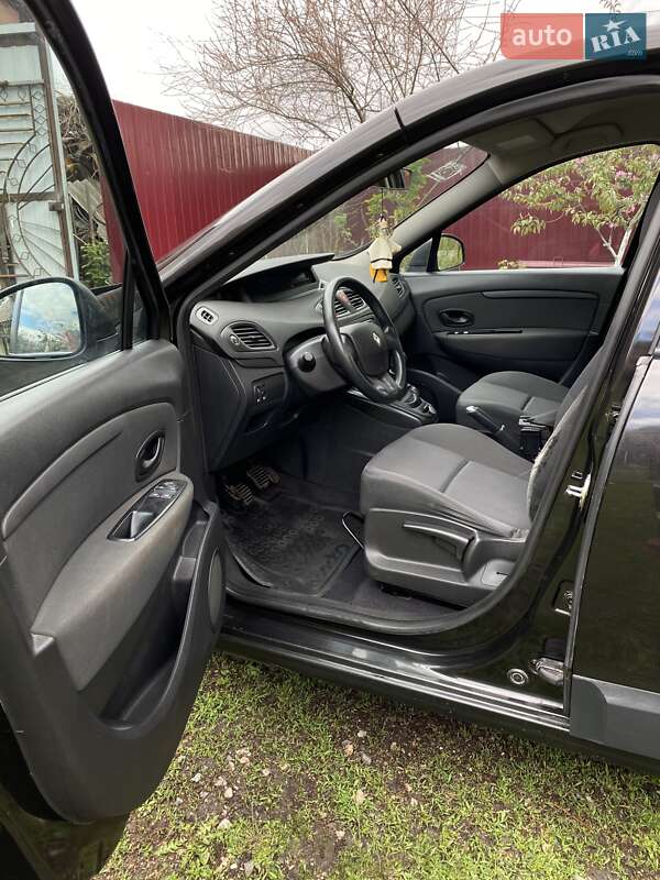 Минивэн Renault Scenic 2009 в Александрие