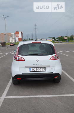 Минивэн Renault Scenic 2011 в Луцке