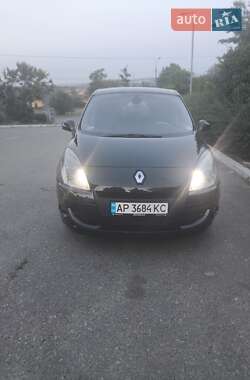 Минивэн Renault Scenic 2009 в Запорожье