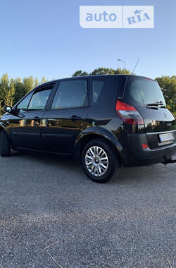 Минивэн Renault Scenic 2006 в Мене