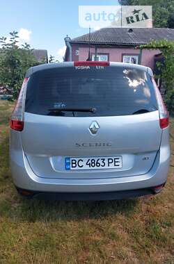 Минивэн Renault Scenic 2012 в Подольске