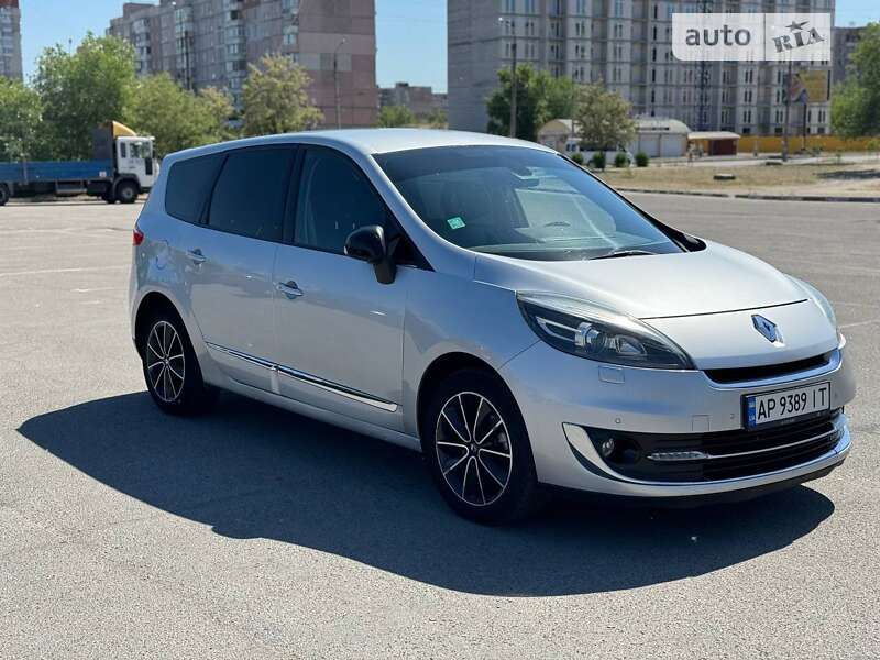 Мінівен Renault Scenic 2012 в Запоріжжі