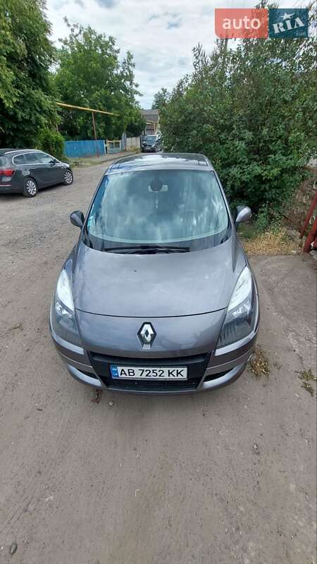 Мінівен Renault Scenic 2011 в Могилів-Подільському