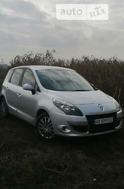 Минивэн Renault Scenic 2011 в Ильинцах