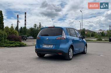 Минивэн Renault Scenic 2012 в 