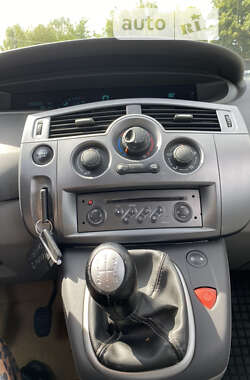 Мінівен Renault Scenic 2005 в Луцьку