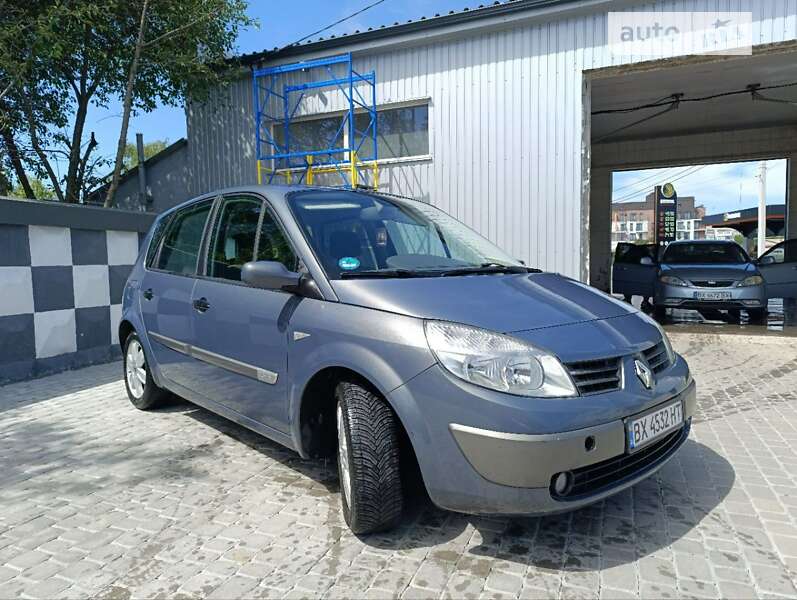 Минивэн Renault Scenic 2006 в Староконстантинове