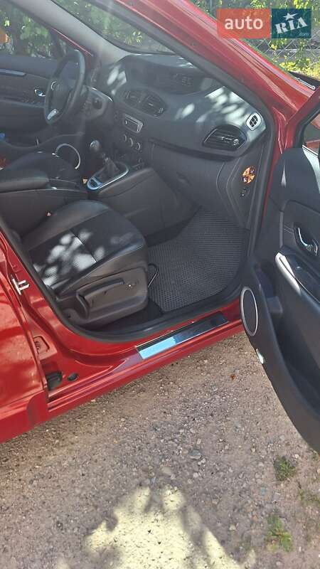 Мінівен Renault Scenic 2012 в Дніпрі фото 12 Мінівен Renault Scenic 2012 в Дніпрі